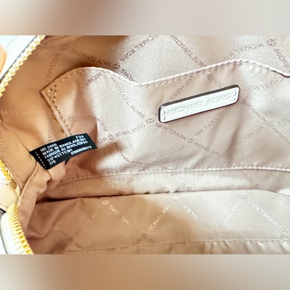 Michael Kors Jet Set Iten Chain Crossbody Bag Light Cream Multi Exotic Hair Calf - Picture 11 of 16